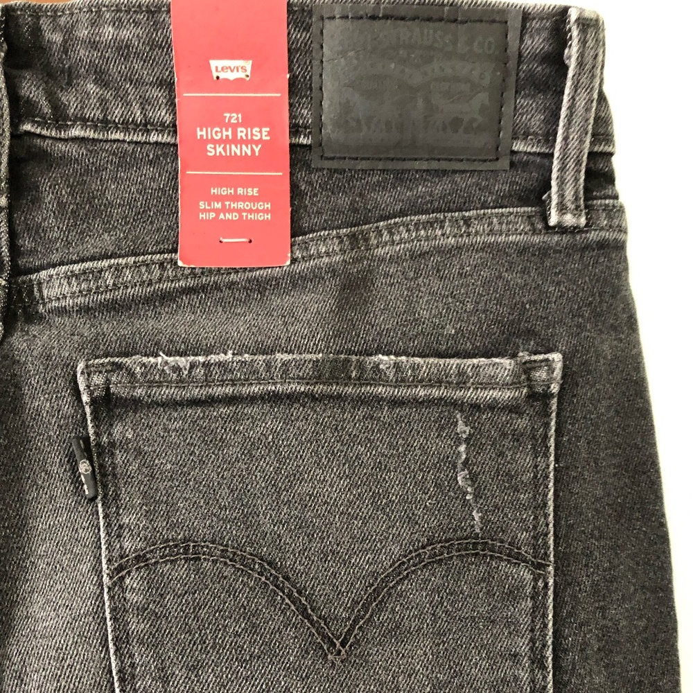 Levi's 721 High Rise Distressed Black Jeans Size 30 - Picture 6 of 9